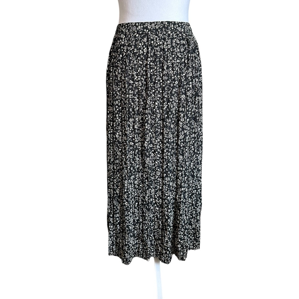 Talbots Petites Black Cream Floral Pleated Midi Skirt Size S